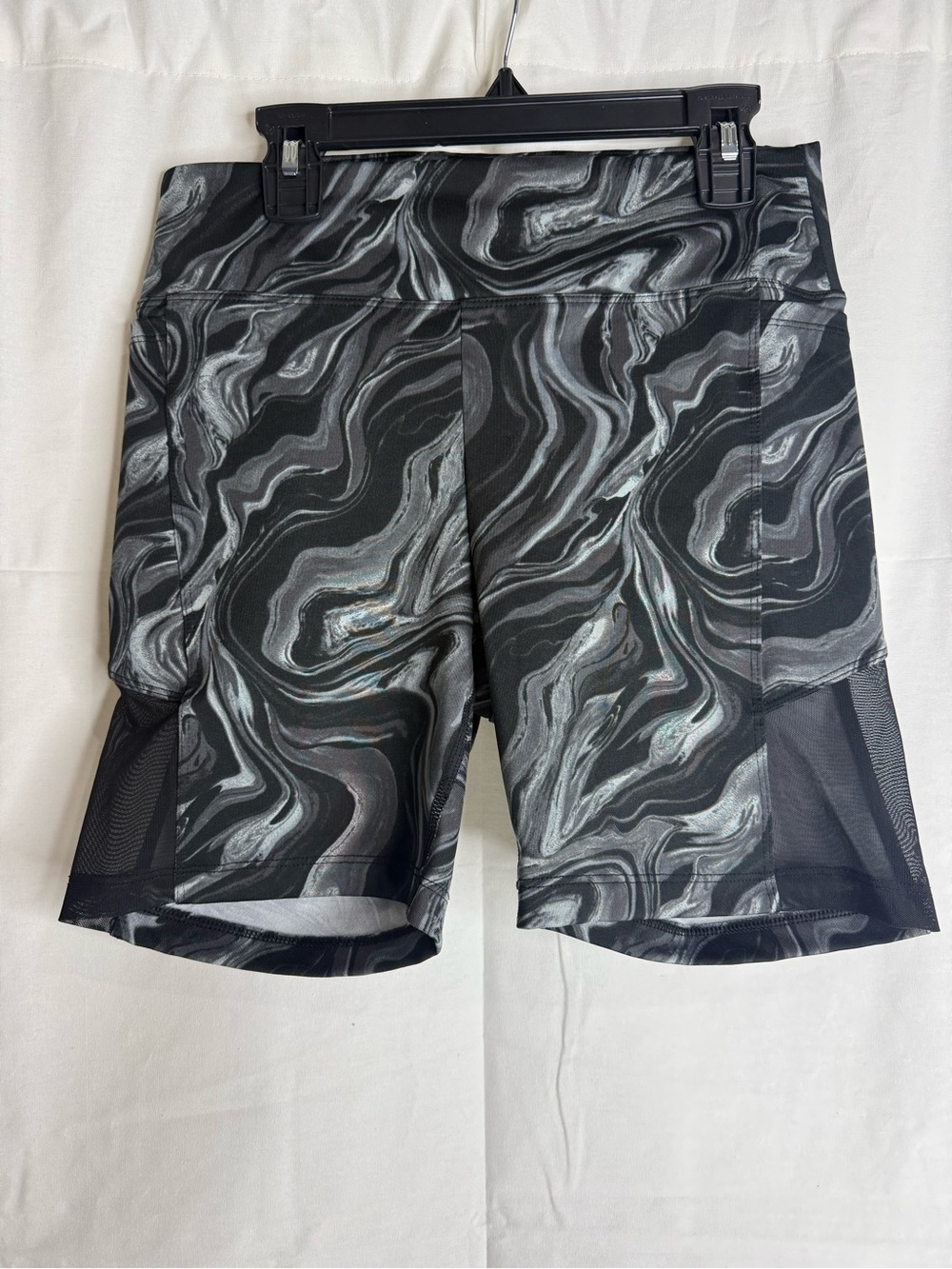 PINK Active Women’s Biker Shorts M Black/Gray Abstract Knit Stretch Gym Training